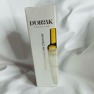 D'OR 24K Exfoliating Pearl Milk Cleanser